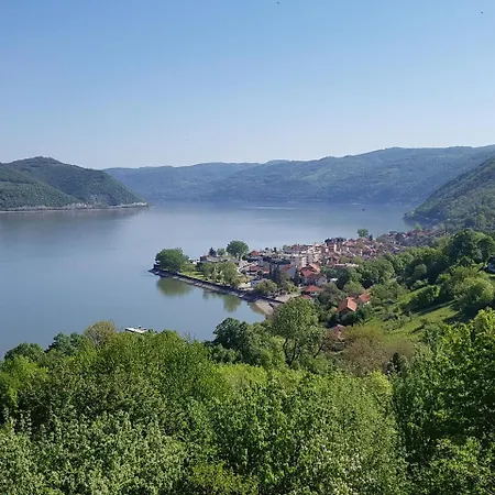 Nena & Rale Donji Milanovac