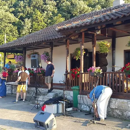 Guest house Nena & Rale *