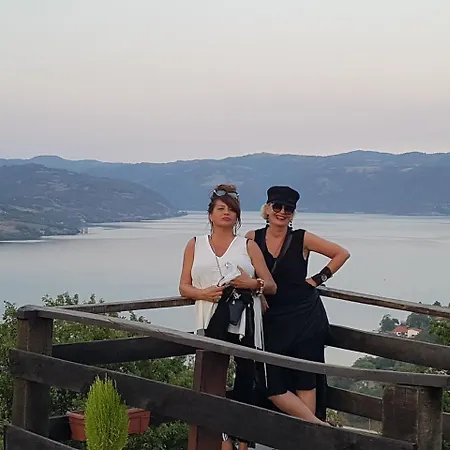 Nena & Rale Guest house