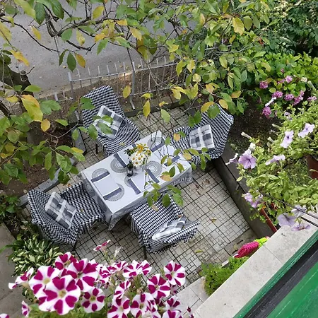 Nena & Rale Guest house