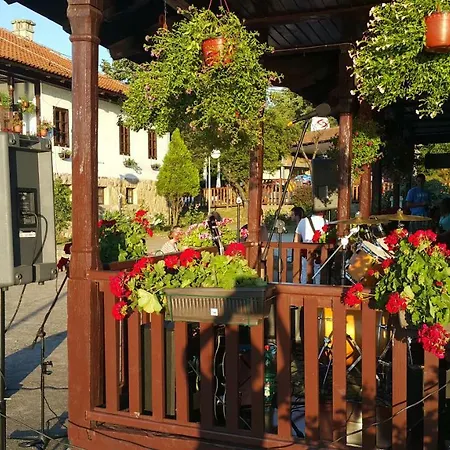 Nena & Rale Guest house